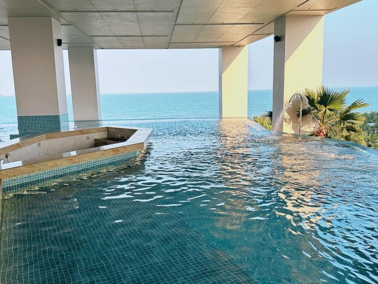 Awaken Hotel Đà Nẵng