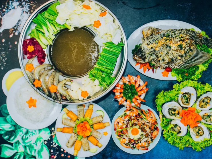 Vé ăn tối trên du thuyền Nữ Hoàng Đông Dương - Indochina Junk