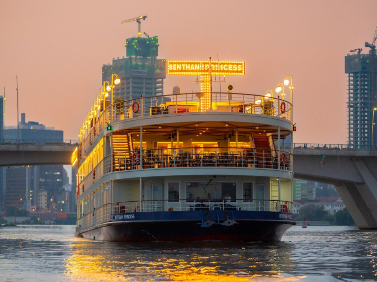 Du Thuyền Bến Thành Princess